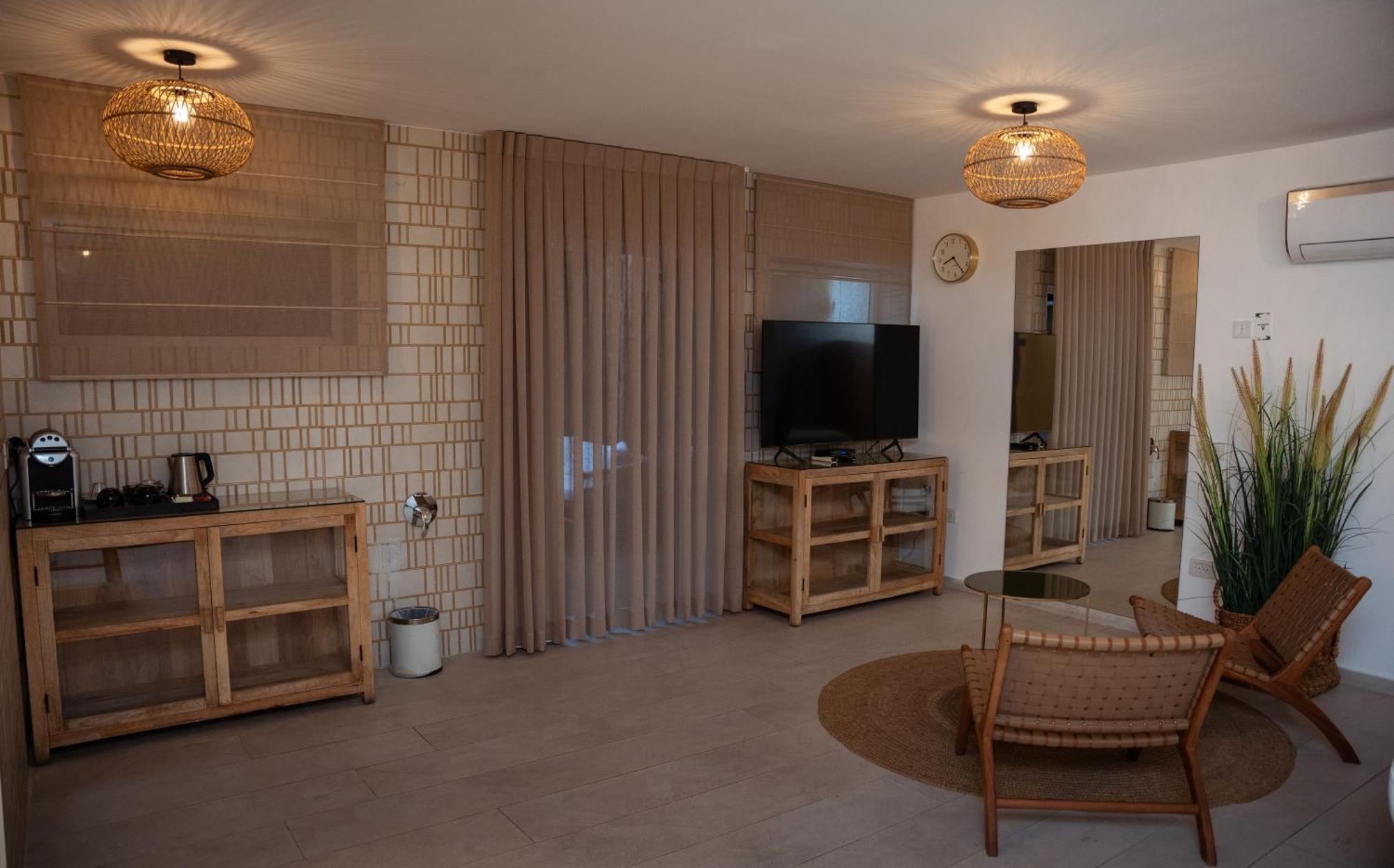 Estate Spa Boutique Hotel - Adults Only Rehovot Exterior photo