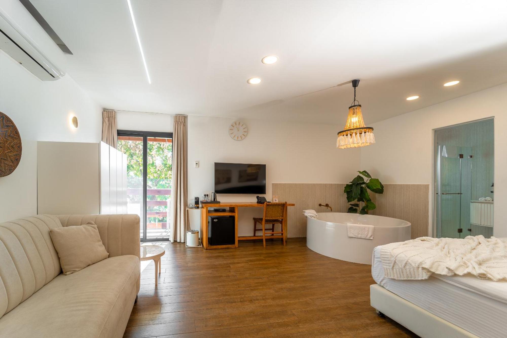 Estate Spa Boutique Hotel - Adults Only Rehovot Exterior photo